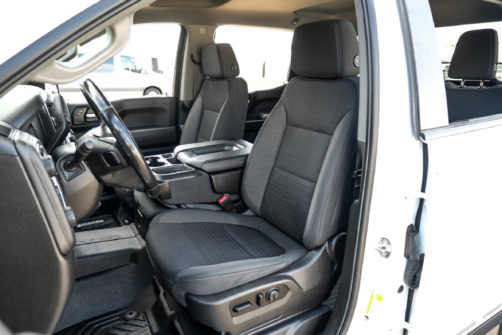 Used 2021 Chevrolet Silverado 1500 LT AWD/4WD image 31
