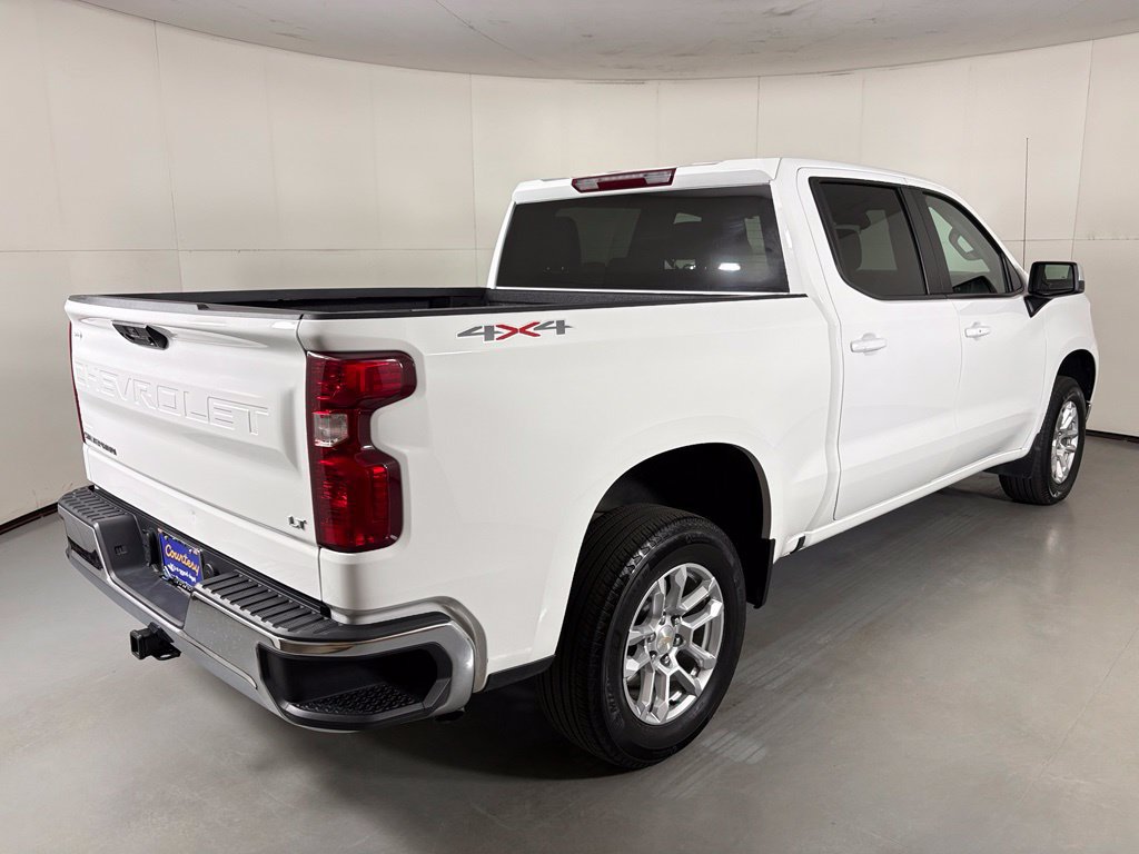 Used 2023 Chevrolet Silverado 1500 LT AWD/4WD image 9