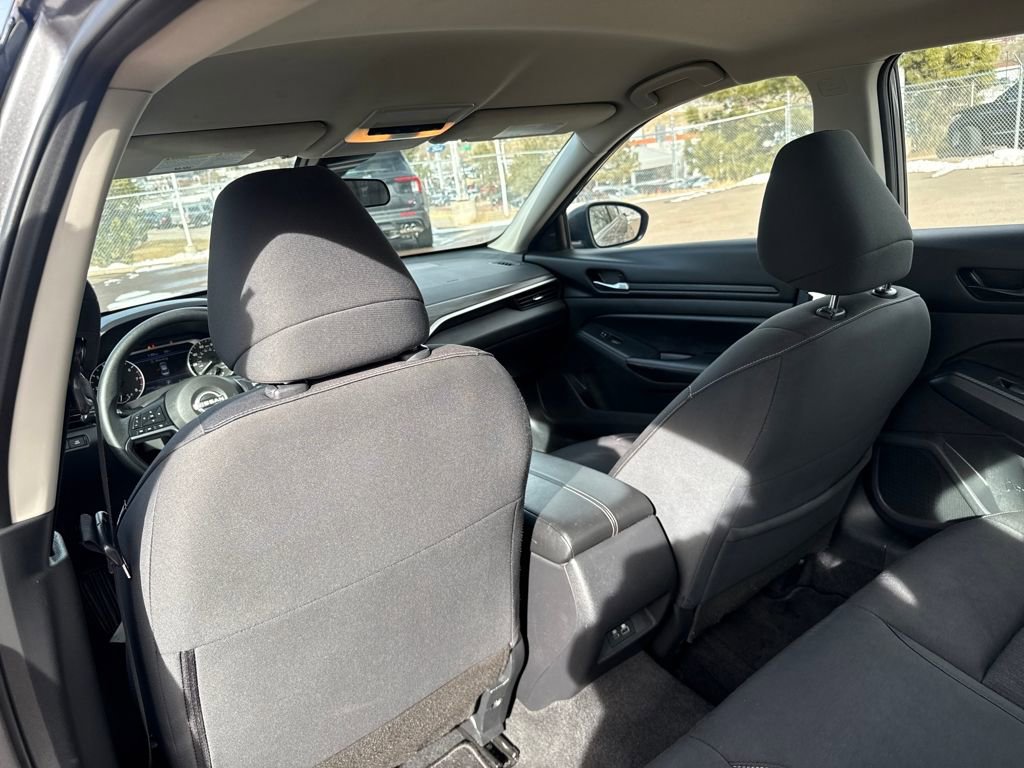 Used 2024 Nissan Altima 2.5 SV image 20
