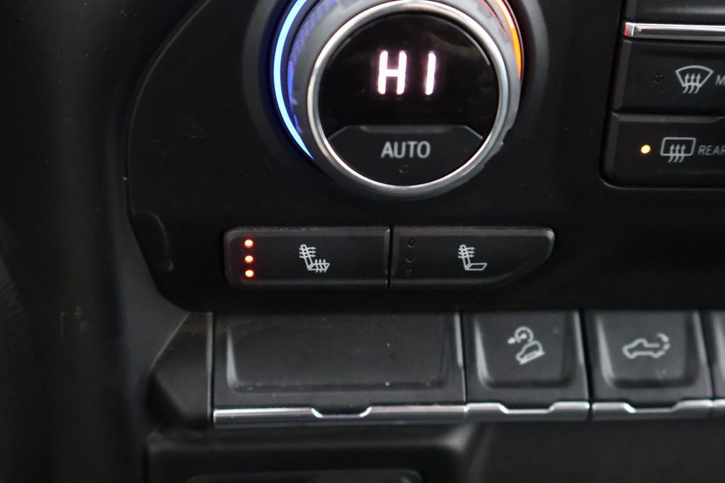 Used 2022 Chevrolet Silverado 2500 LT w/ Convenience Package image 27