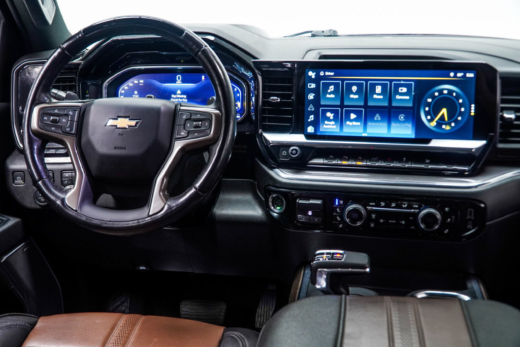 Used 2023 Chevrolet Silverado 1500 High Country w/ Technology Package AWD/4WD image 20
