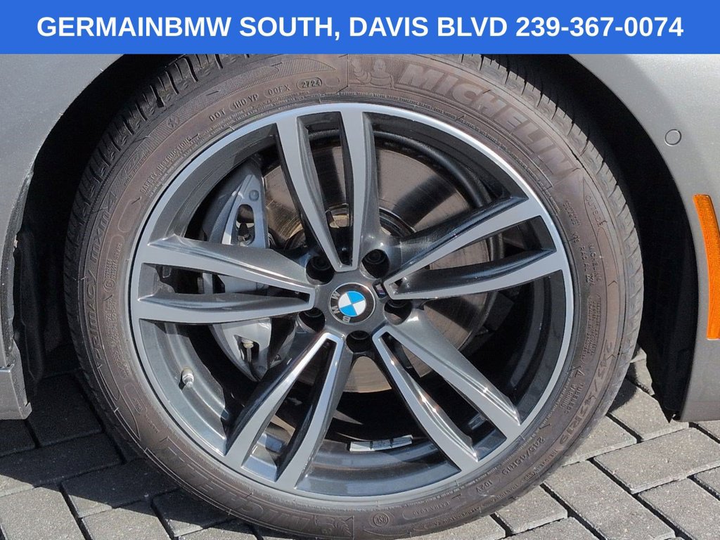 Used 2022 BMW 740i xDrive w/ M Sport Package AWD/4WD image 12