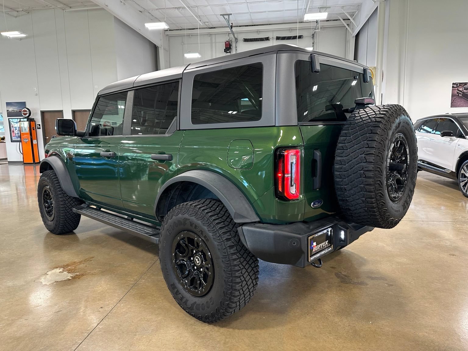 Used 2024 Ford Bronco Wildtrak AWD/4WD image 6