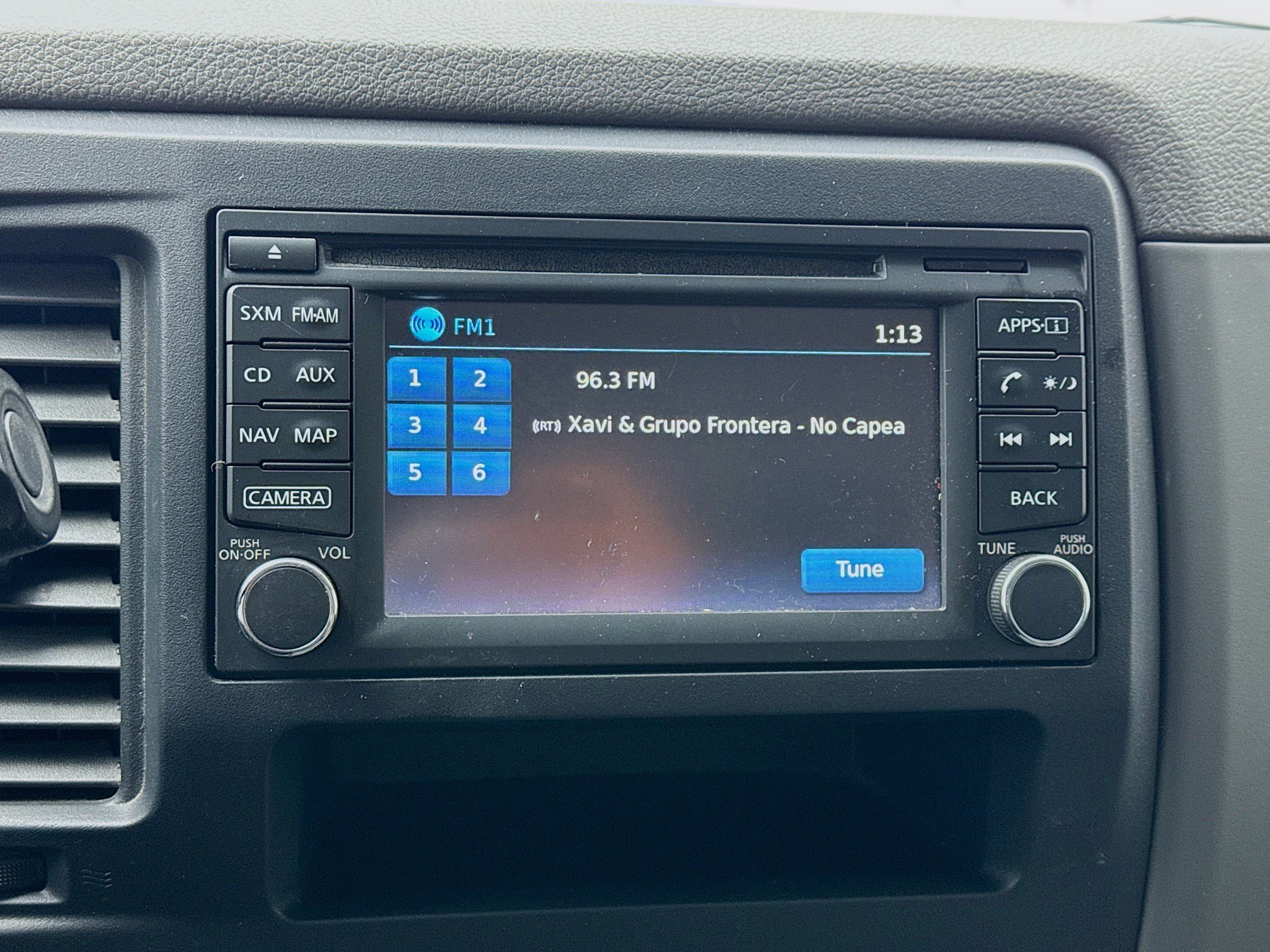 Used 2020 Nissan NV 2500 SV w/ Navigation Package image 11