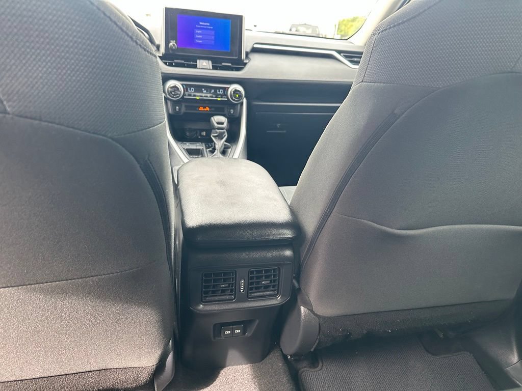 Used 2024 Toyota RAV4 XLE w/ Convenience Package FWD image 22