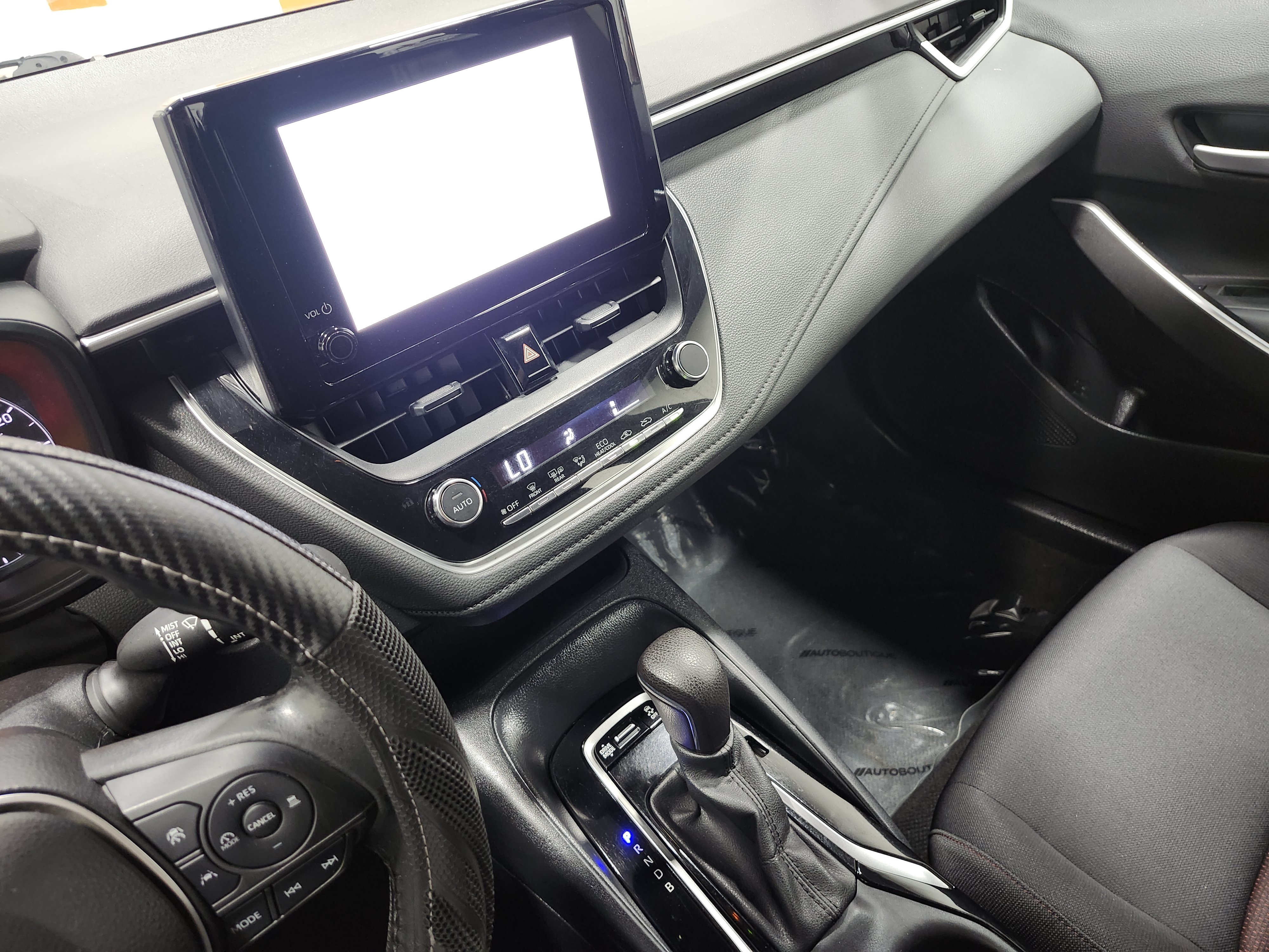 Used 2023 Toyota Corolla SE FWD image 28