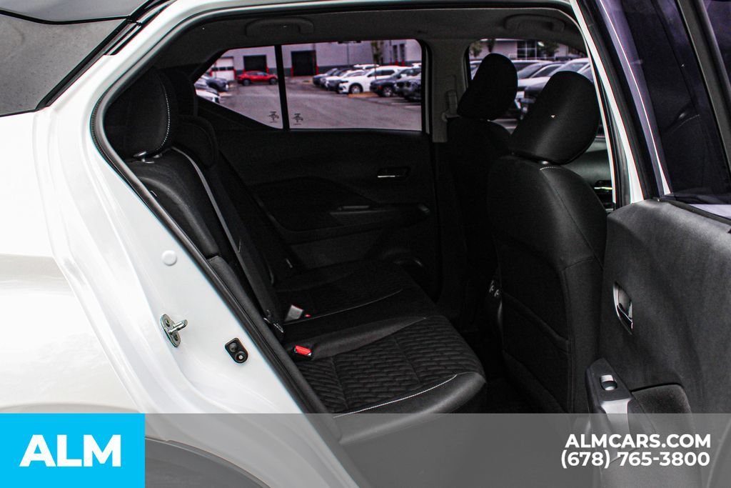 Used 2023 Nissan Kicks SV FWD image 18