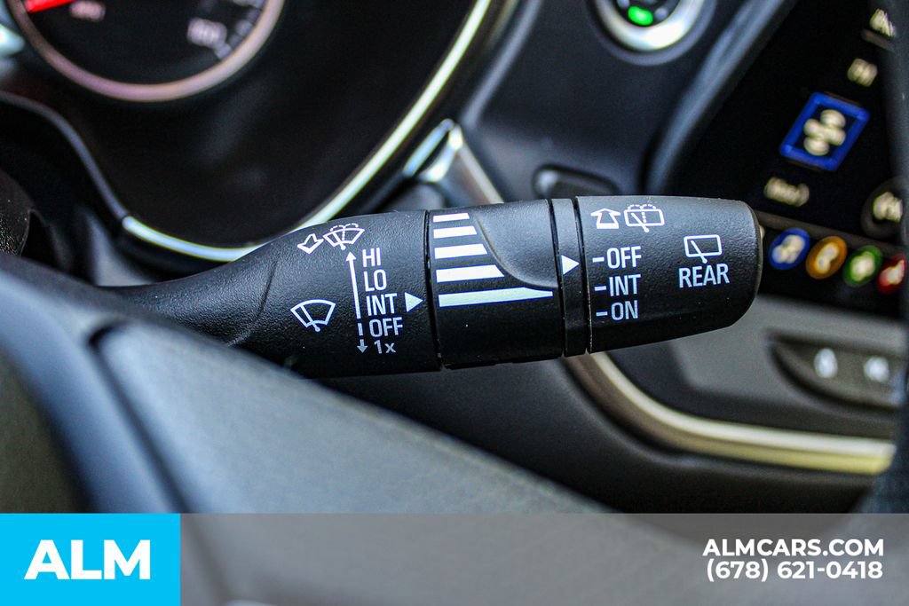 Used 2025 Chevrolet Blazer LT FWD image 31