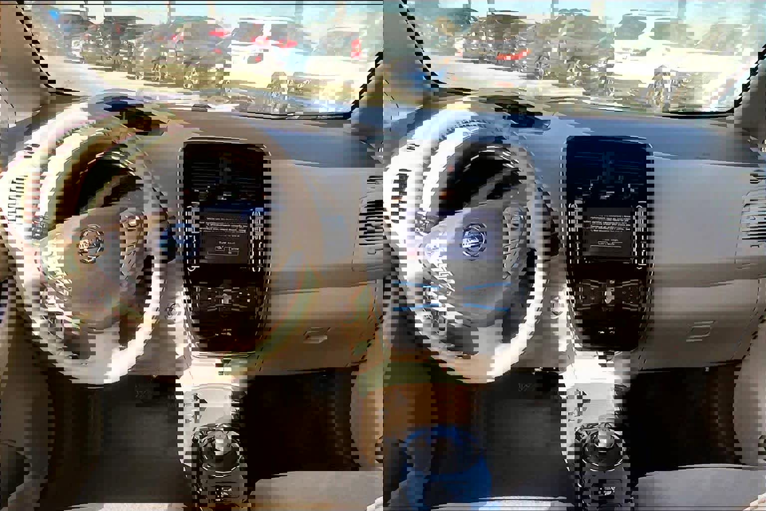 Used 2012 Nissan Leaf SL image 15