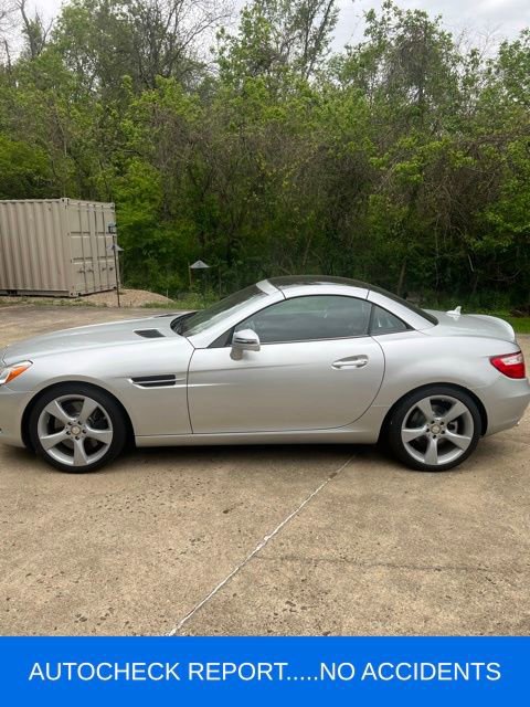 Used 2012 Mercedes-Benz SLK 350 image 3