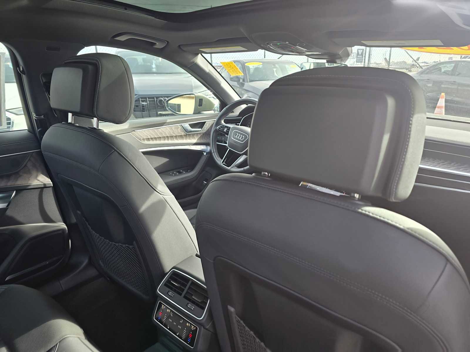 Used 2024 Audi A6 Premium Plus w/ Premium Plus Package image 15