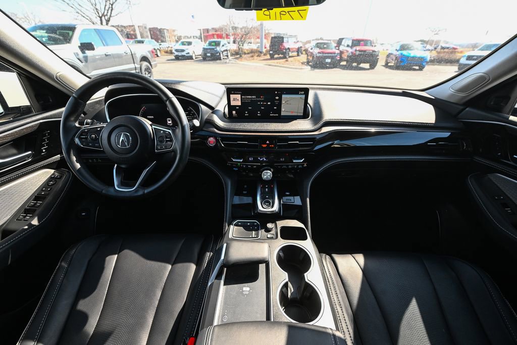 Used 2023 Acura MDX SH-AWD w/ Advance Package image 31
