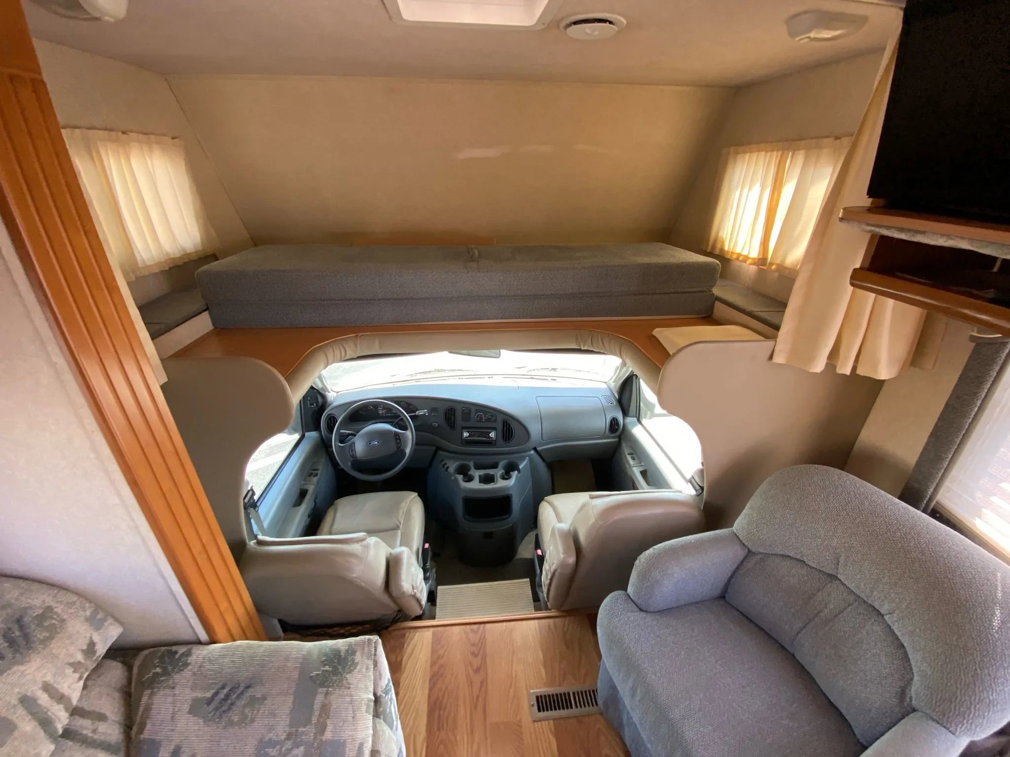 Used 2003 Ford E-450 and Econoline 450 image 14