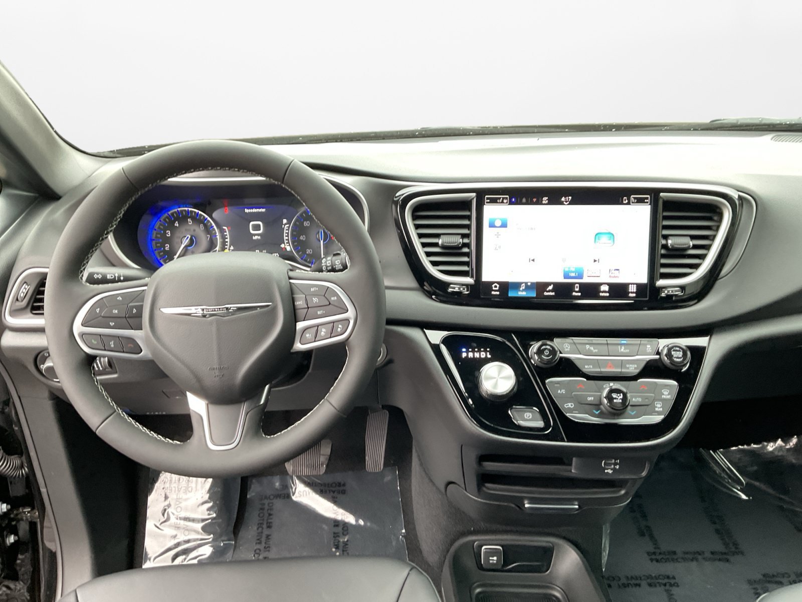 New 2026 Chrysler Voyager LX FWD image 11
