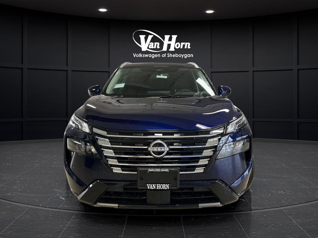 New 2026 Nissan Rogue Platinum AWD/4WD image 2