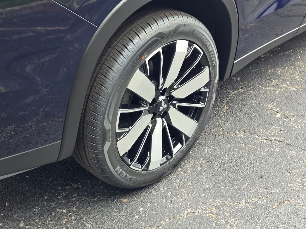 New 2026 Mitsubishi Outlander SE AWD/4WD image 10