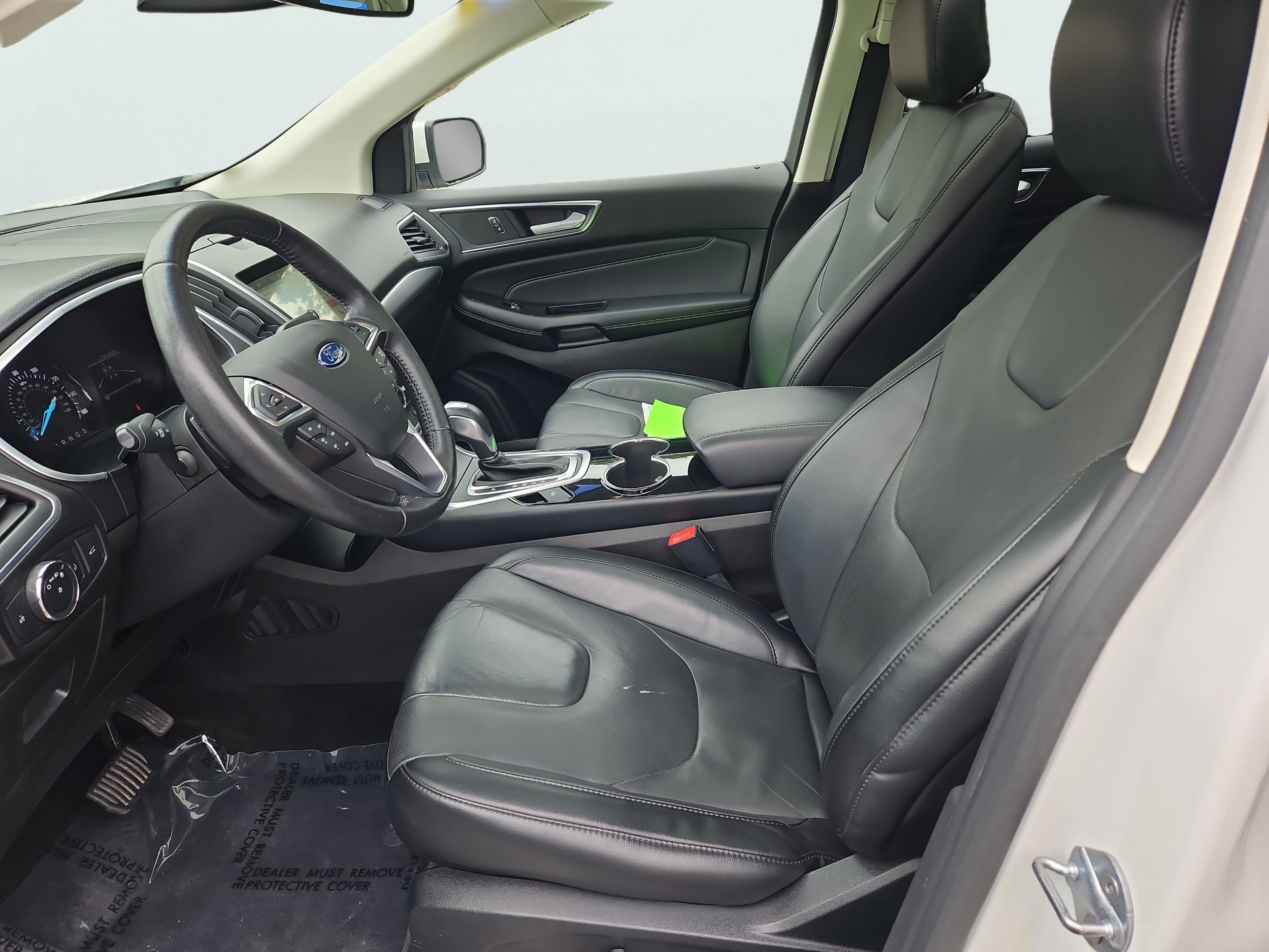 Used 2017 Ford Edge Titanium w/ Equipment Group 302A AWD/4WD image 36