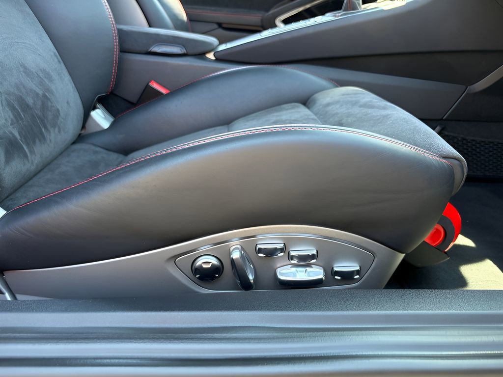 Used 2016 Porsche Cayman GT4 RWD image 22