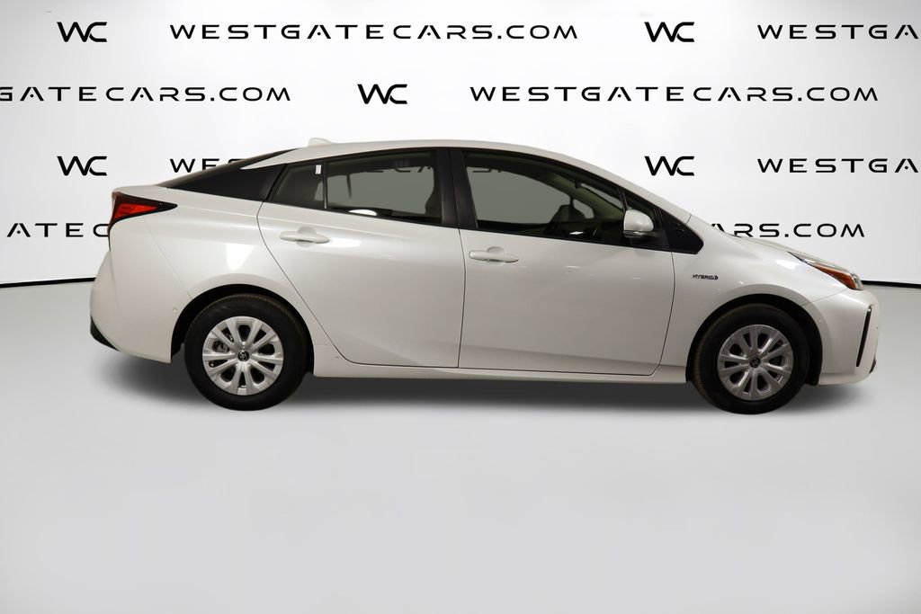 Used 2021 Toyota Prius LE image 41