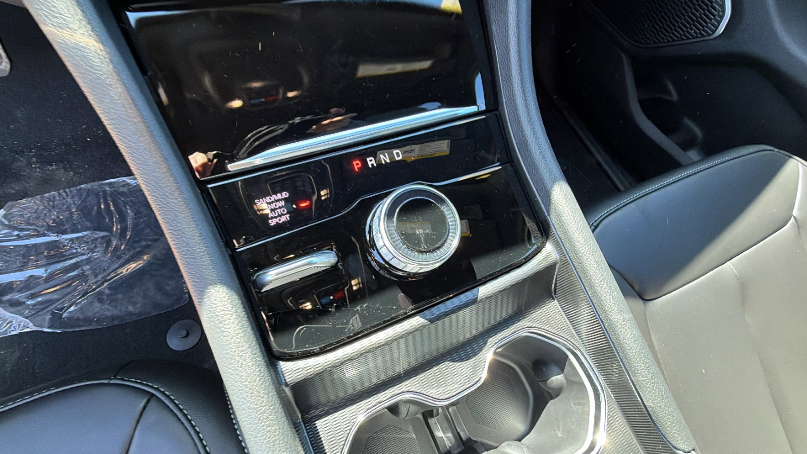 New 2026 Jeep Grand Cherokee L Limited AWD/4WD image 29