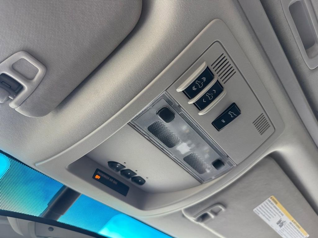 Used 2012 Chevrolet Suburban LT AWD/4WD image 19