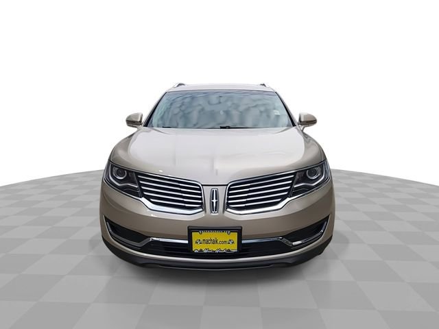 Used 2017 Lincoln MKX Select w/ Select Plus Package FWD image 3