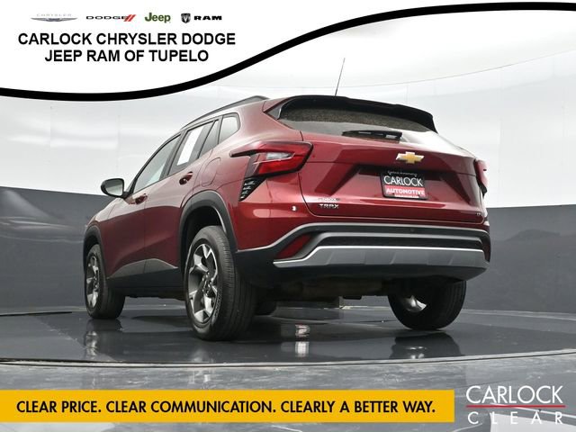 Used 2025 Chevrolet Trax LT w/ Driver Confidence Package image 55