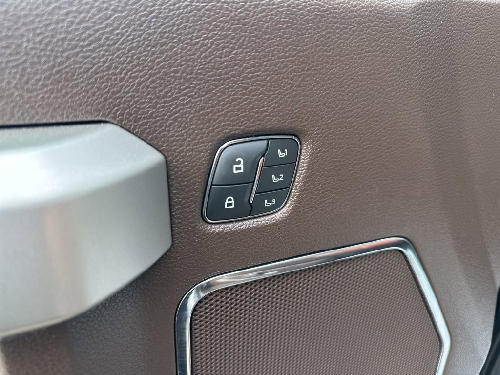 Used 2021 Ford F250 King Ranch w/ King Ranch Ultimate Package image 13