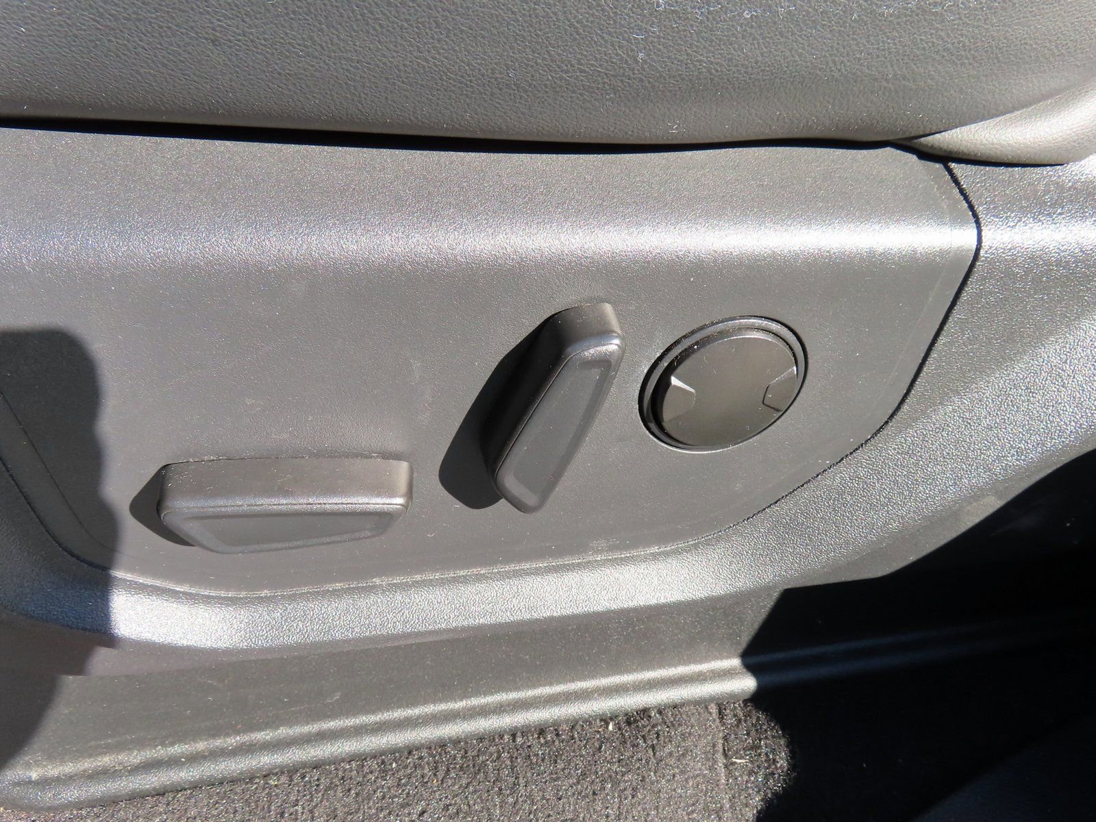 Used 2024 Ford Expedition Max XLT image 29