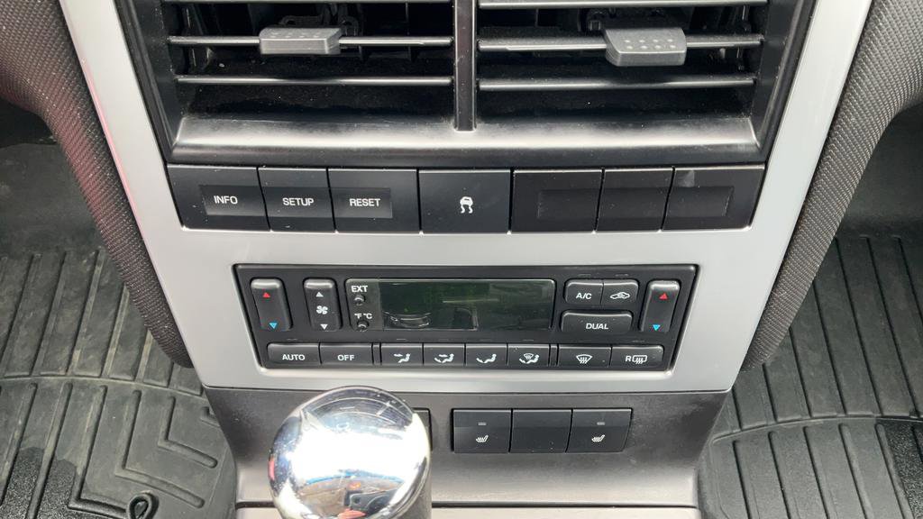Used 2010 Mercury Mountaineer Premier AWD/4WD image 21