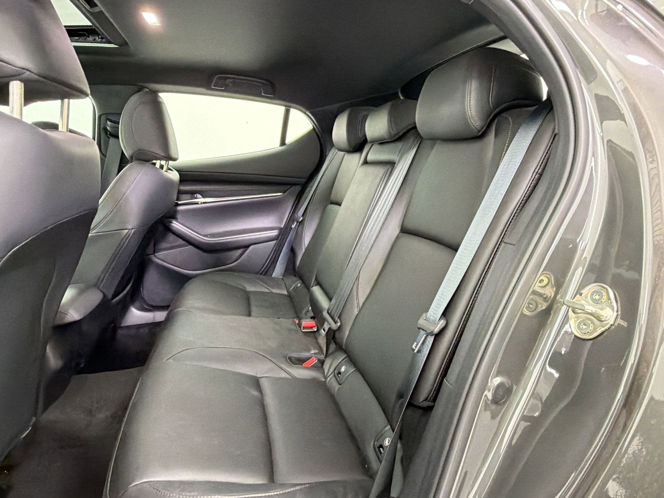 Used 2023 MAZDA MAZDA3 AWD 2.5 Turbo Hatchback image 16