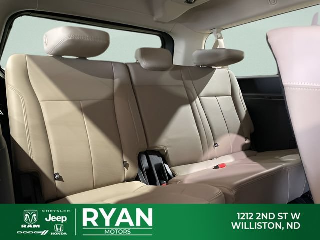 Used 2024 Ford Expedition Max XLT AWD/4WD image 54