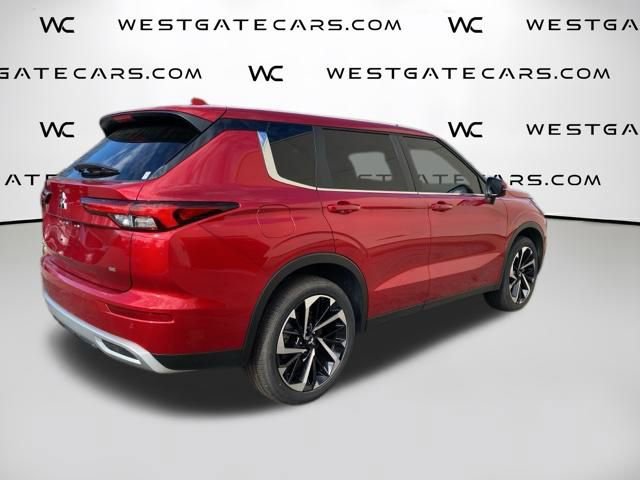 Used 2023 Mitsubishi Outlander SE Black Edition image 21