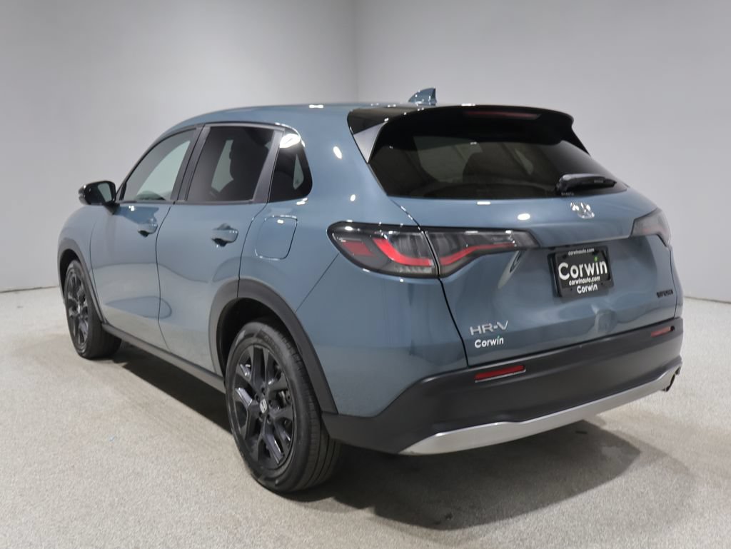 Used 2024 Honda HR-V Sport image 6