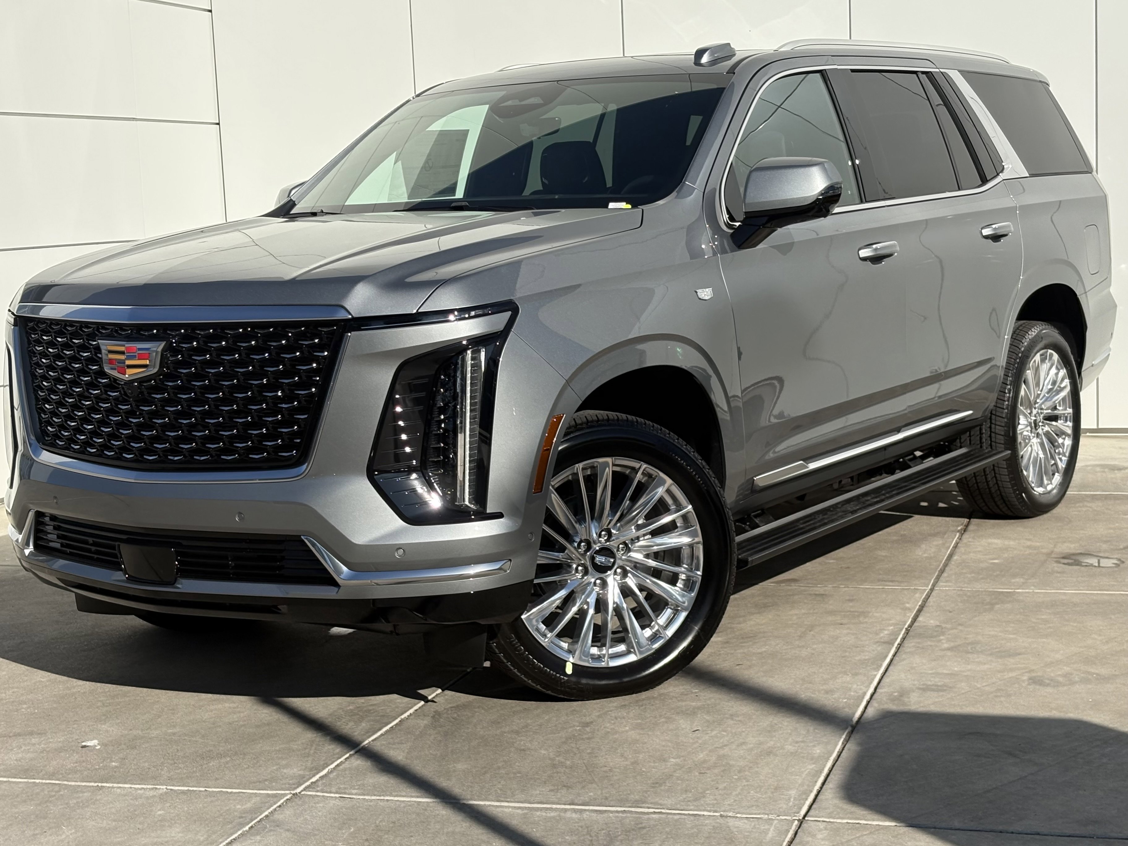 New 2026 Cadillac Escalade Luxury image 2