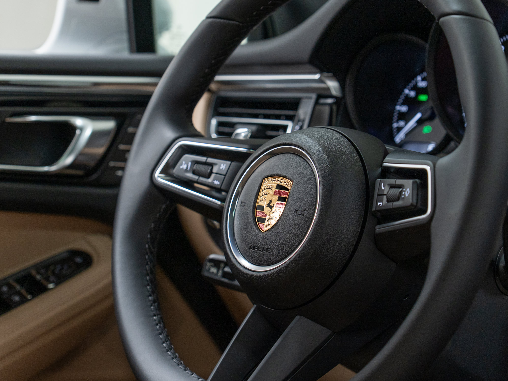 New 2026 Porsche Macan S AWD/4WD image 21