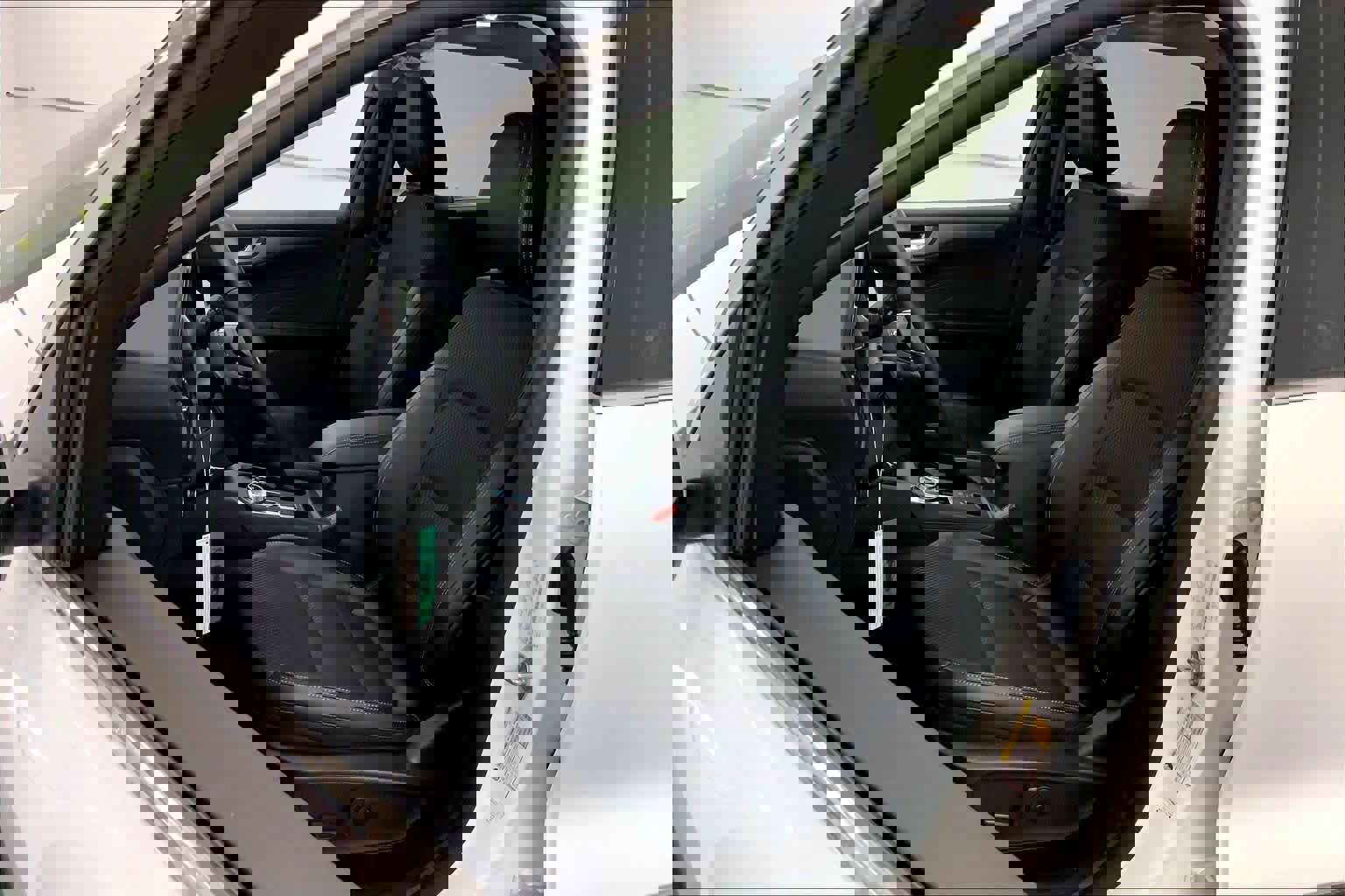 New 2026 Ford Escape SE image 8