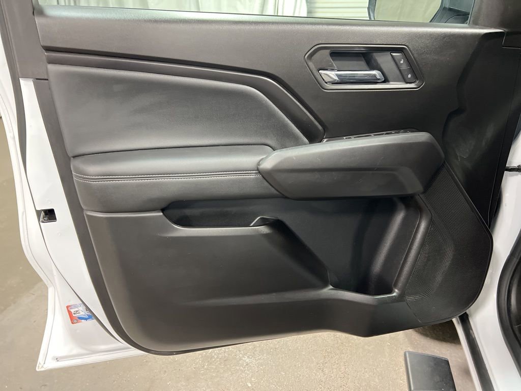 Used 2025 Chevrolet Colorado LT w/ LT Convenience Package image 27