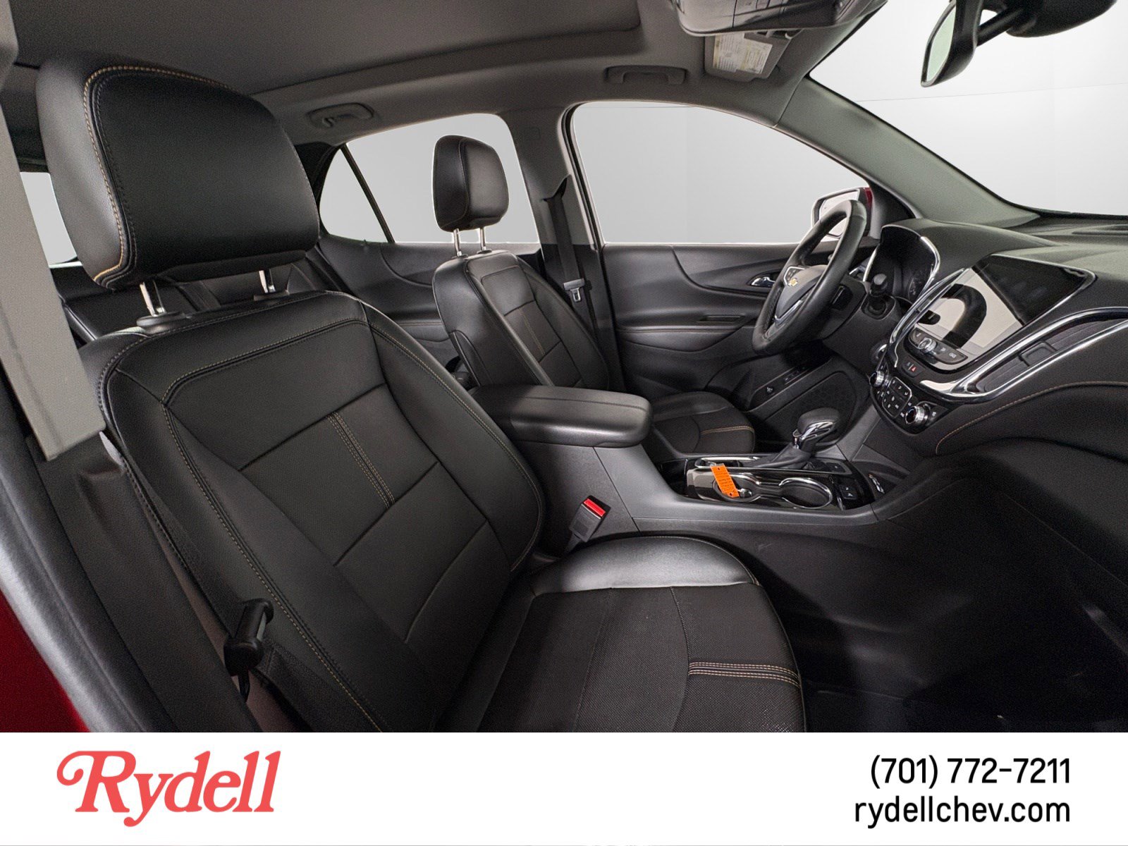 Used 2023 Chevrolet Equinox Premier image 16