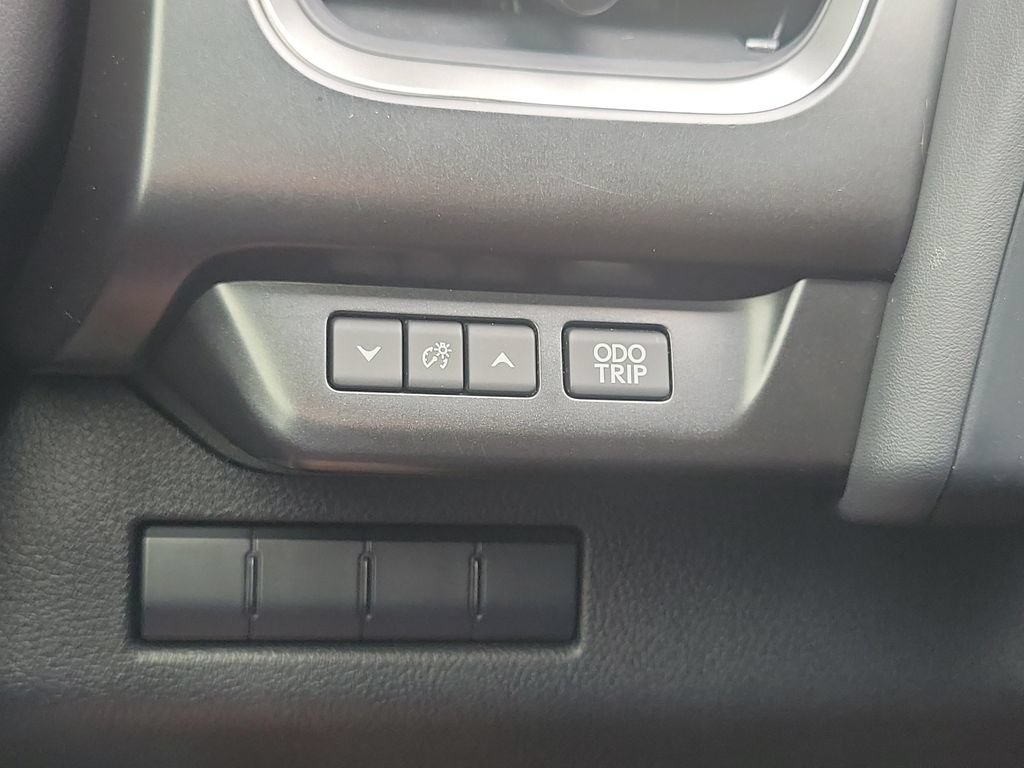 Used 2021 Lexus UX 200 w/ Premium Package FWD image 29