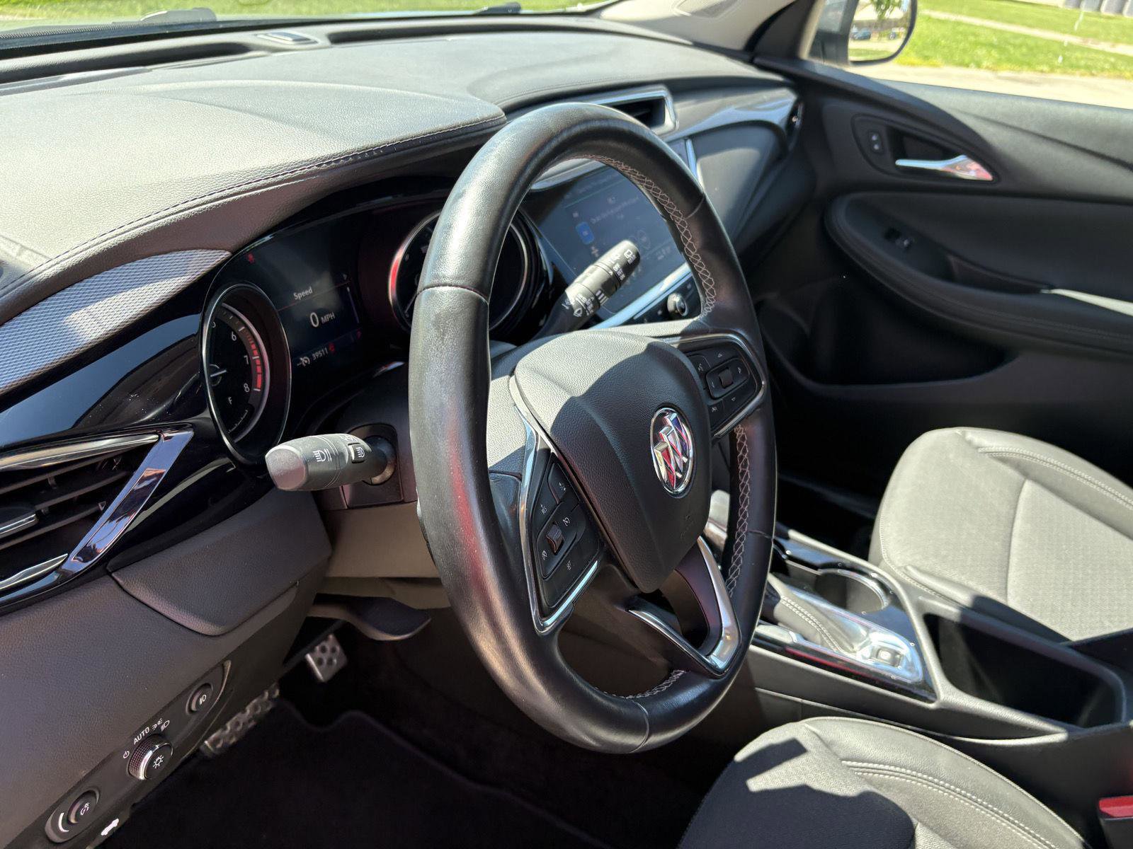 Used 2023 Buick Encore GX Select w/ Sport Touring Package FWD image 5