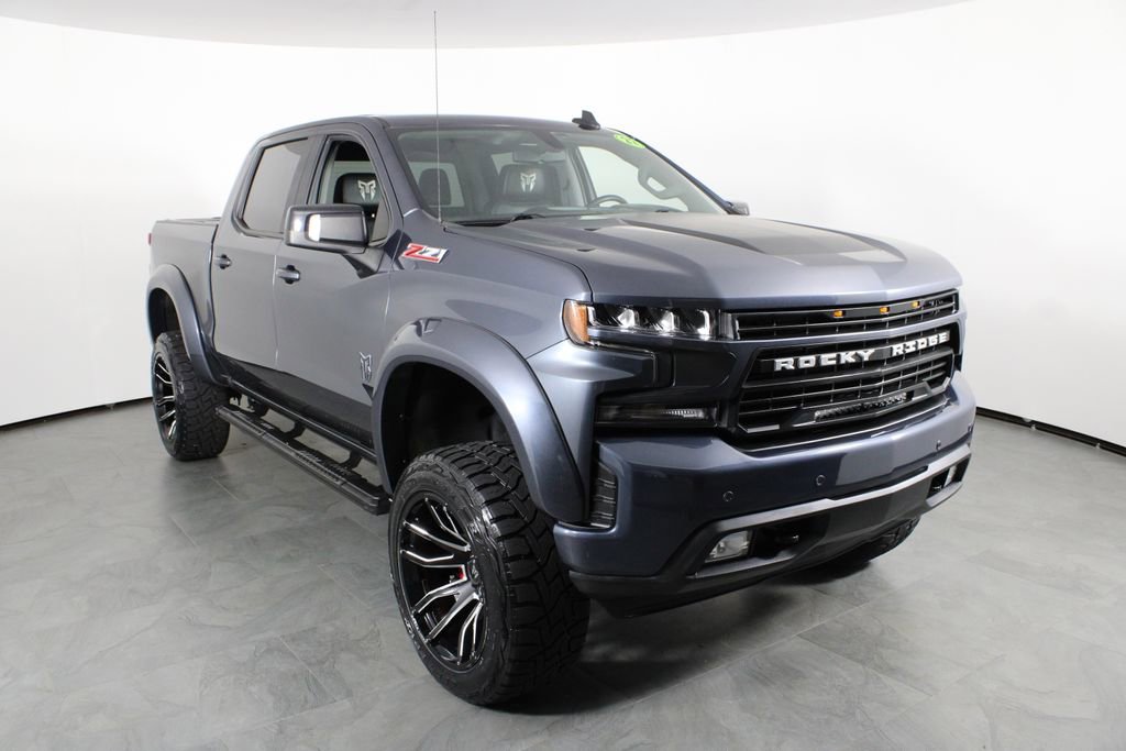 Used 2022 Chevrolet Silverado 1500 RST w/ Safety Package AWD/4WD image 4