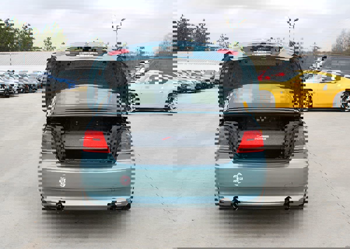 Used 2008 BMW 335i Convertible image 30