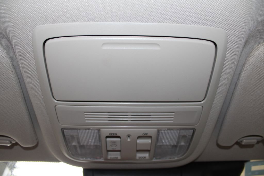 Used 2022 Honda Accord EX-L image 39