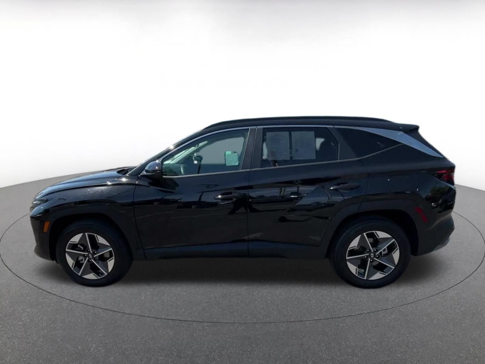 Used 2026 Hyundai Tucson SEL Plus AWD/4WD image 8