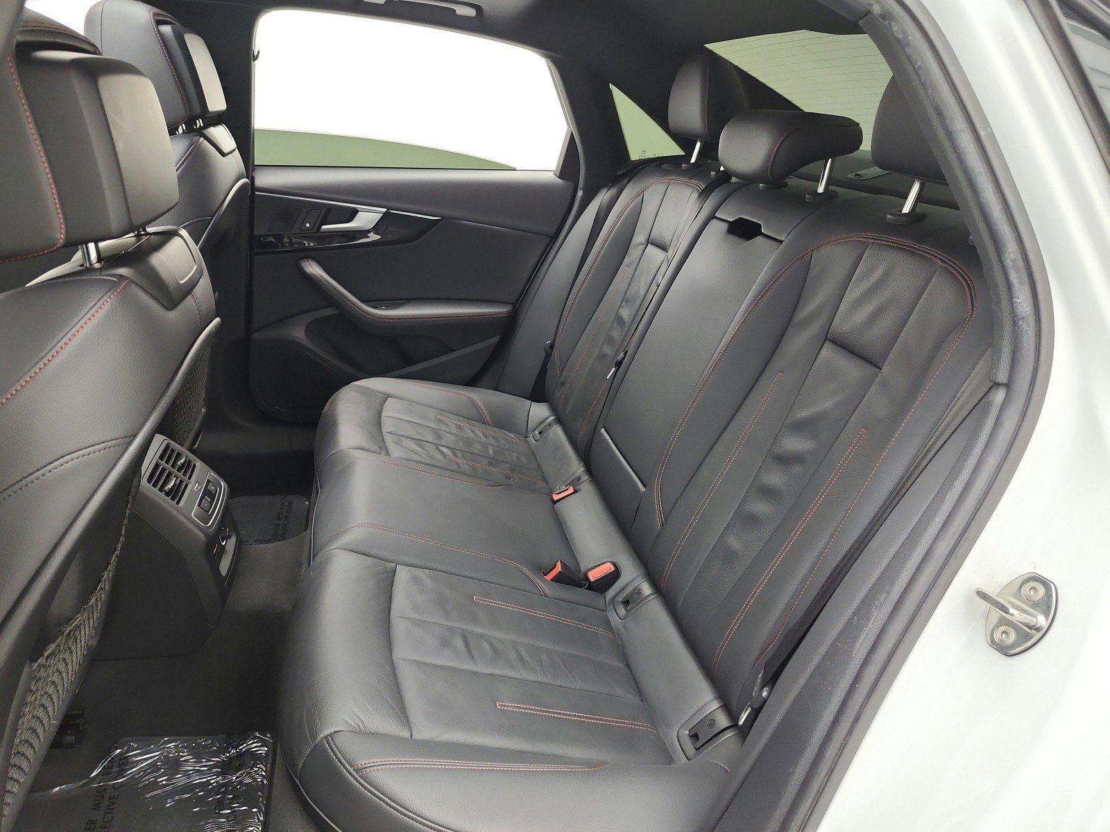 Used 2019 Audi A4 2.0T Premium Plus w/ Premium Plus Package image 7