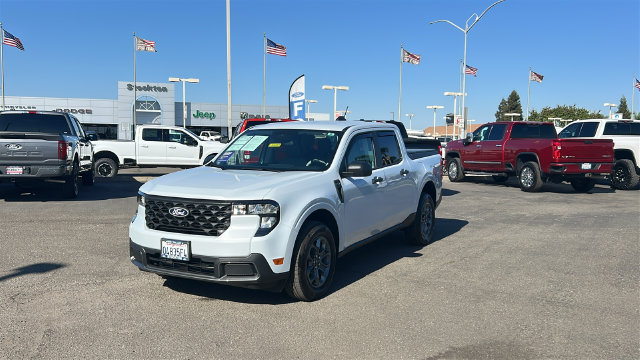 Certified 2025 Ford Maverick XLT w/ 4K Tow Package AWD/4WD image 8