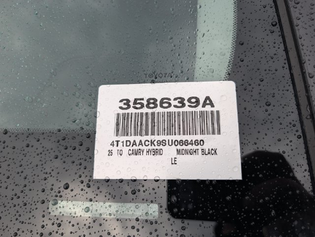 Used 2025 Toyota Camry LE w/ Convenience Package FWD image 34