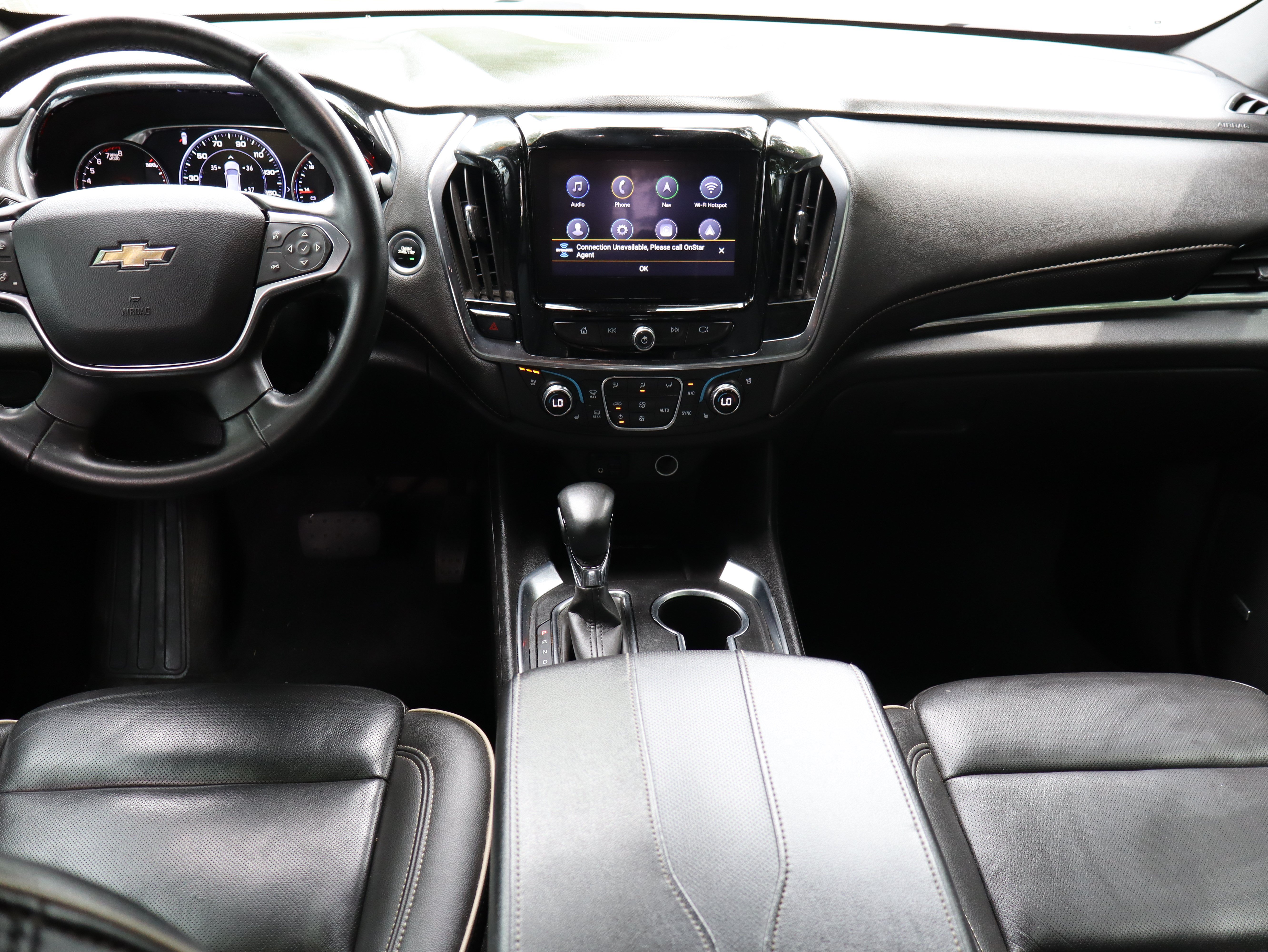 Used 2023 Chevrolet Traverse Premier FWD image 23