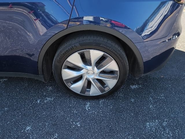 Used 2023 Tesla Model Y Long Range AWD/4WD image 7